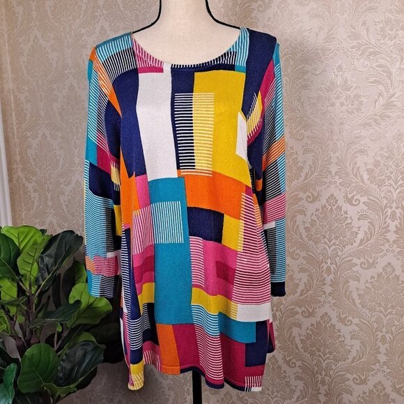 Joseph A Size XL Multicolor Graphic Sweater Keyhole Back Detail 3/4 Sleeves EUC - Picture 1 of 12